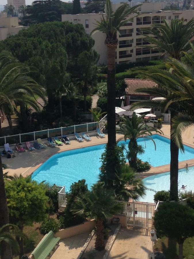 Appartement T2 De Standing Au Pied Des Plages Golfe-Juan Εξωτερικό φωτογραφία